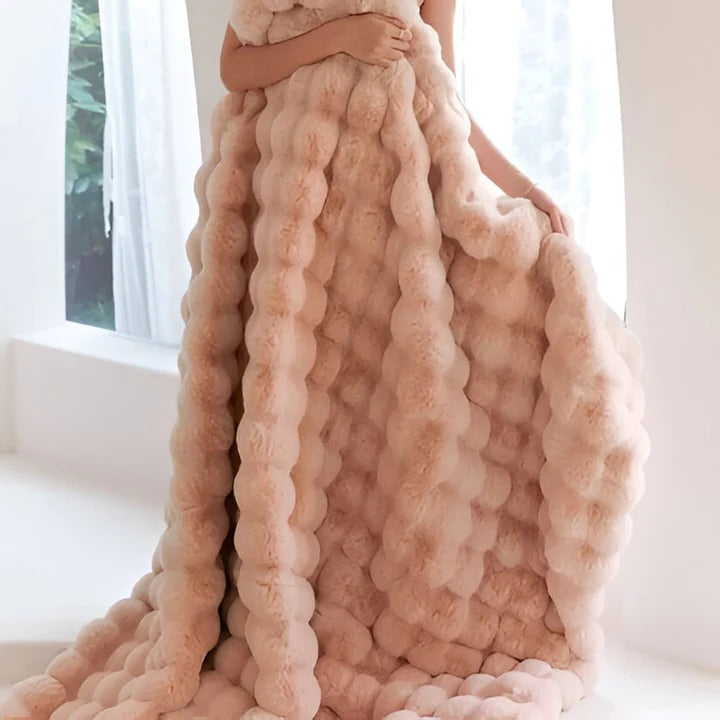 Plush Sofa Blanket with Machine Washable Fabric