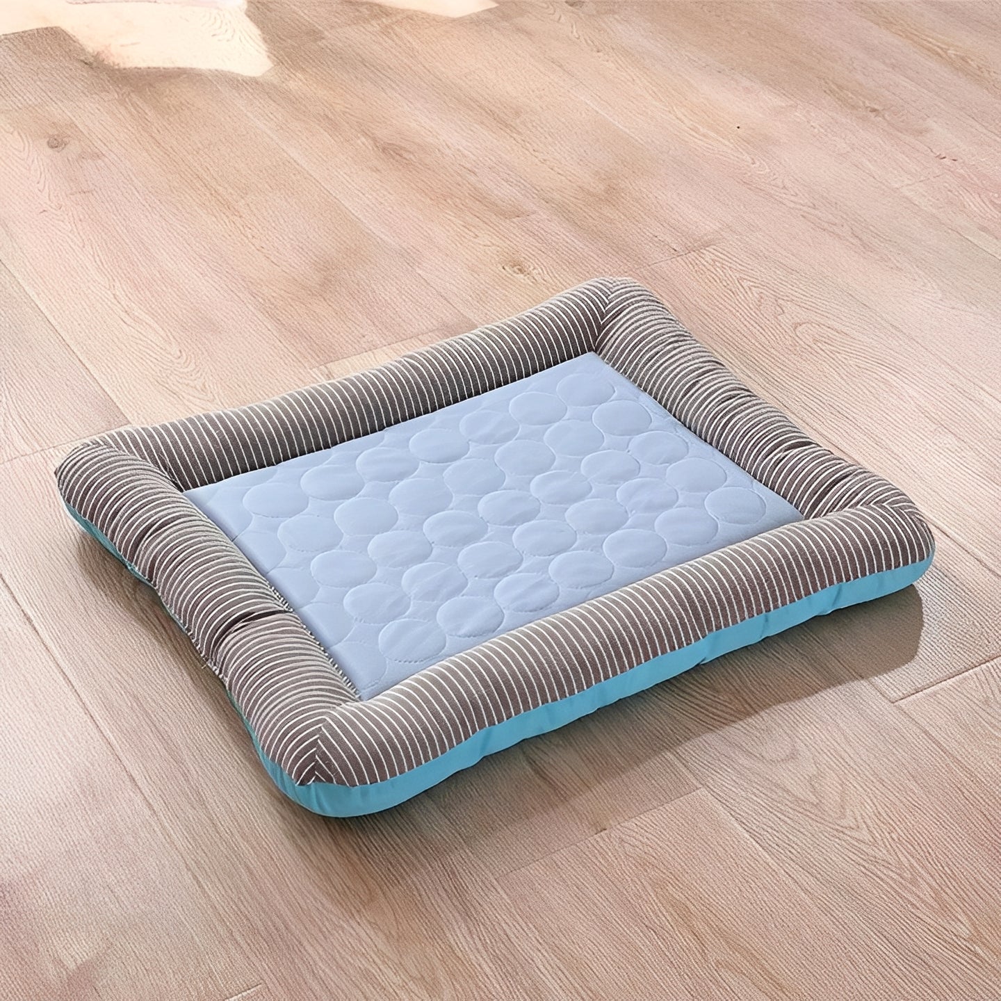 Portable Dog Cooling Mat Bed with Breathable Ice Silk Fabric