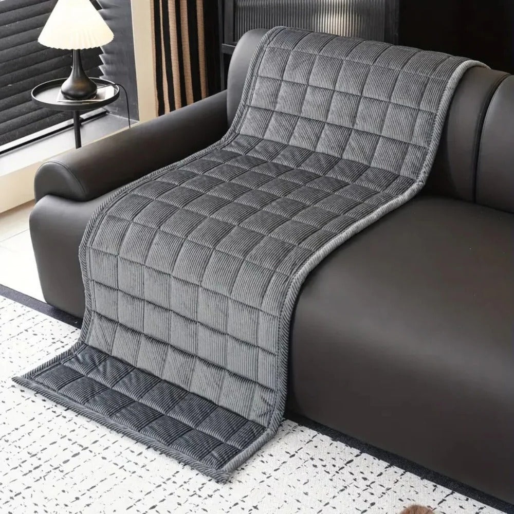 Quilted Couch Cover Mat with Pattern