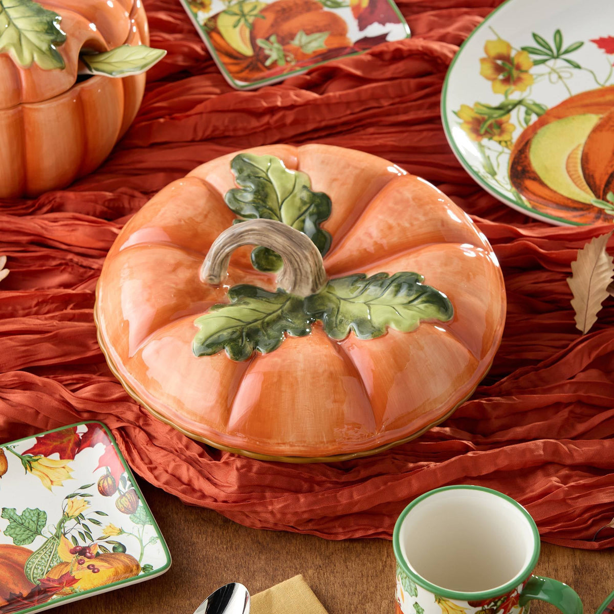 Pumpkin Lid Baking Dish with 10.5 Inch Pie Plate for Thanksgiving Desserts