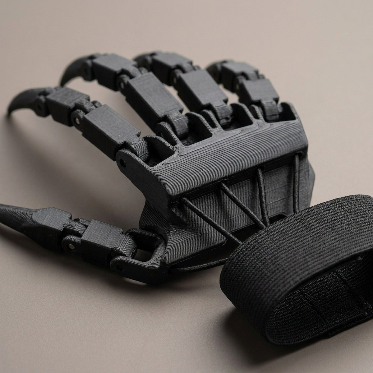 Articulated Claw Finger Extensions Costume Accessory in Black or Bone