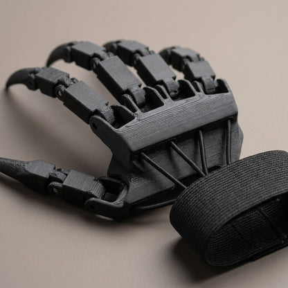 Articulated Claw Finger Extensions Costume Accessory in Black or Bone