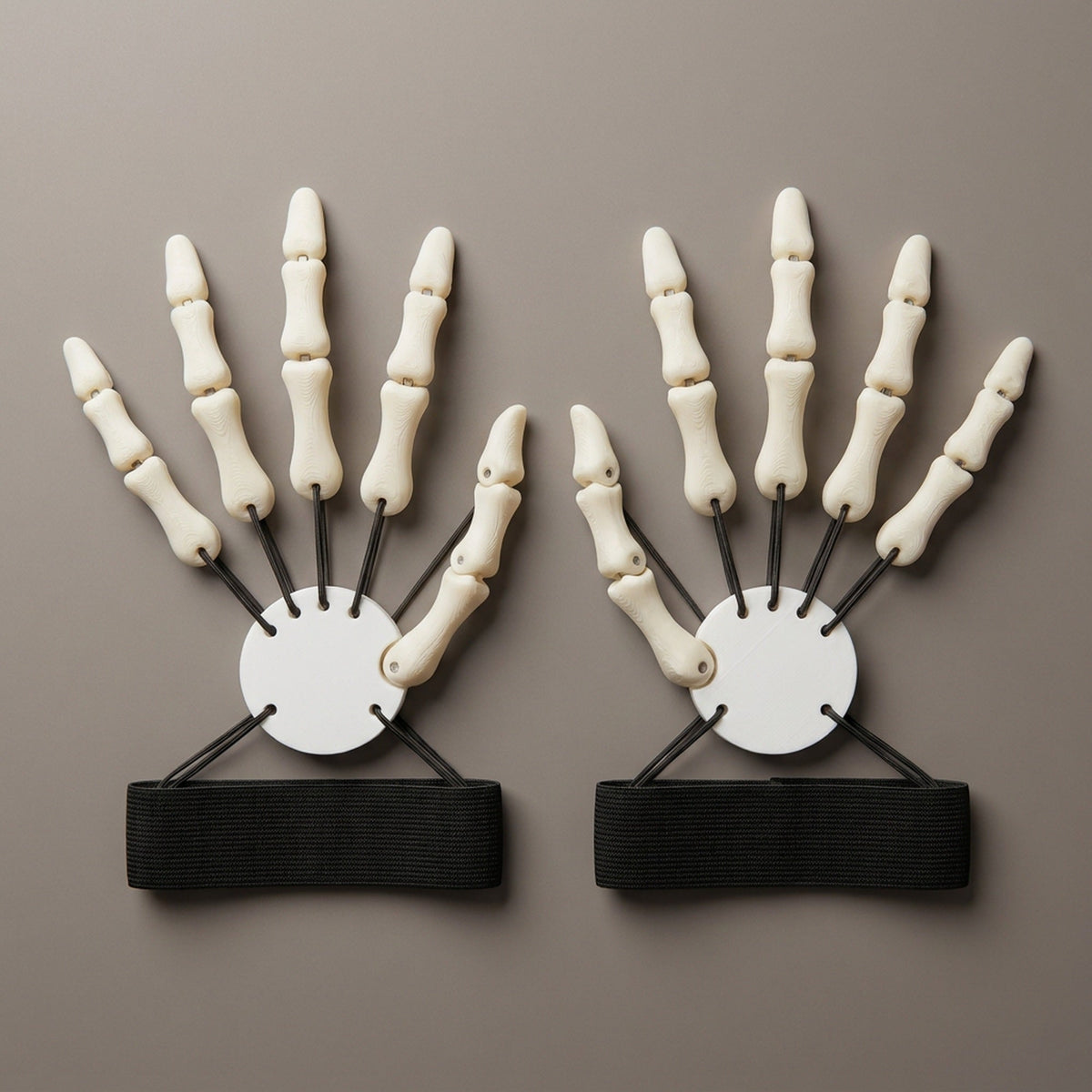 Articulated Claw Finger Extensions Costume Accessory in Black or Bone