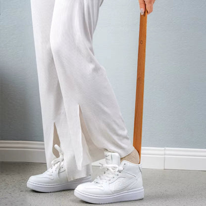 Extra Long Shoe Horn with Grip Handle and Heel Guide, 23.6 In