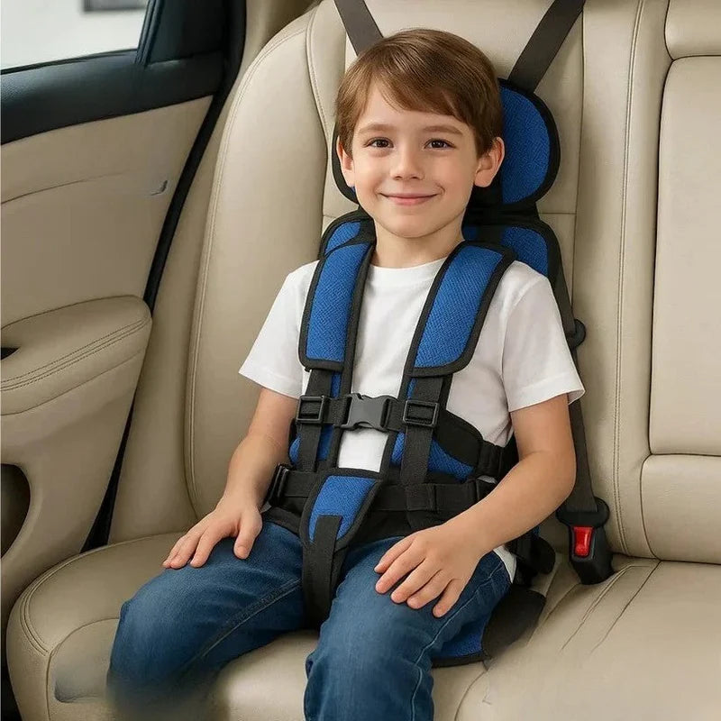 Foldable Travel Child Seat with Five-Point Harness for Cars and Trips