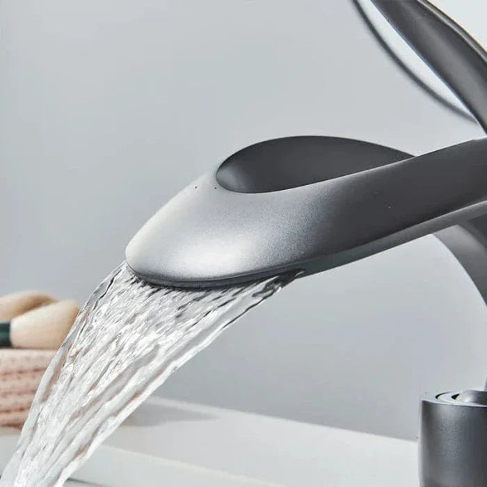 Modern Bathroom Sink Faucet Waterfall Brass Design