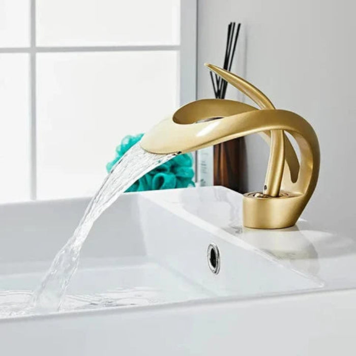 Modern Bathroom Sink Faucet Waterfall Brass Design