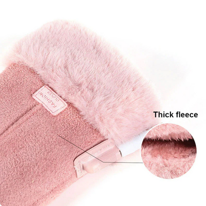 Rechargeable Heated Gloves with a 5000mAh Battery Pack, Three Heat Levels and Touchscreen Index Fingers in Pink