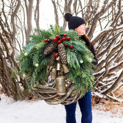 Handcrafted Farmhouse Holiday Wreath with Natural Accents