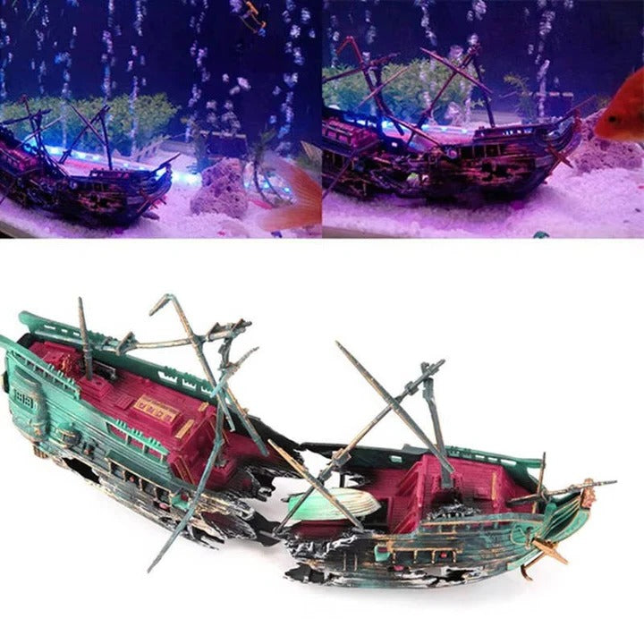Sunken Boat Aquarium Decoration With Resin Body and Bubble Flow System