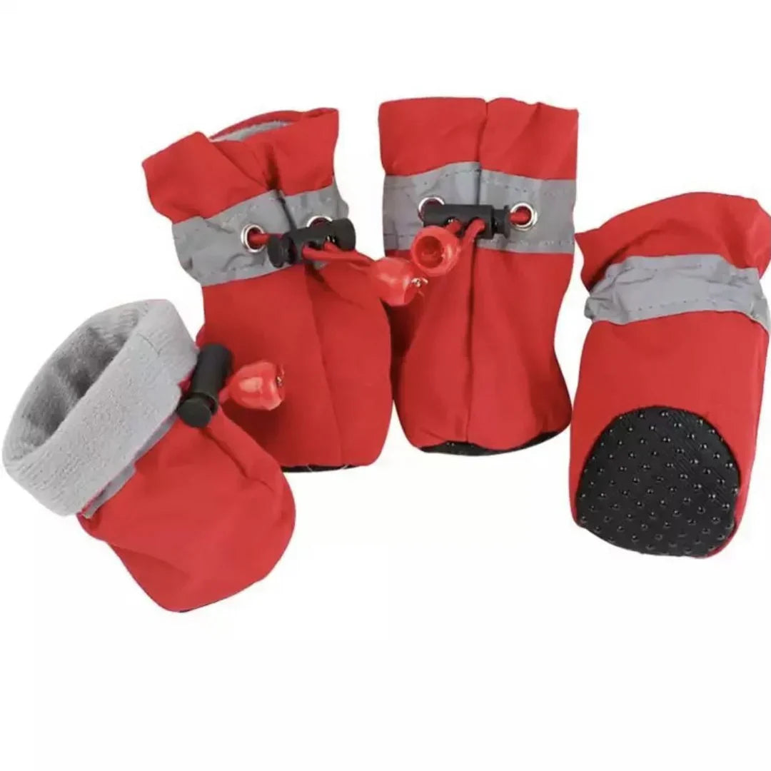 Four Piece Dog Boot Set with Insulated Inner Lining, Textured Anti Slip Soles and Strap Closures for Winter Walks