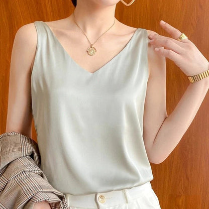Plain Sleeveless Tank Top for Layering for Women