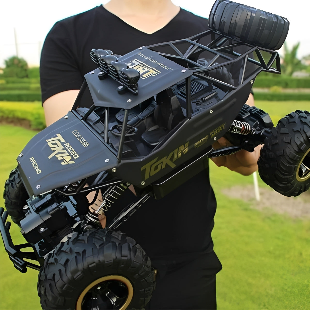 Remote Control Monster Truck with 4x4 Rock Crawling Capability