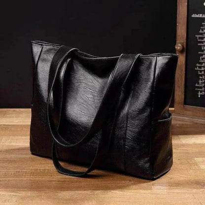 Retro Leather Shoulder Bag with Smooth Finish