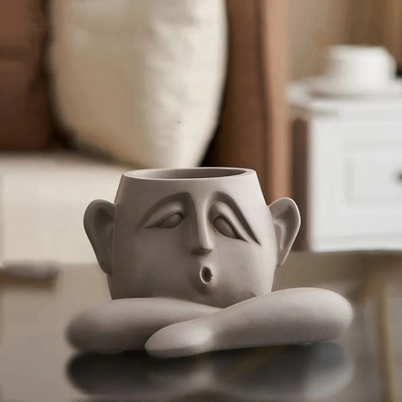 Face Shaped Plant Vase Set with Modern Sculptural Design