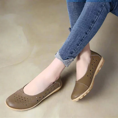Ladies Broad Width Leather Loafer Shoes with Cushioned Sole