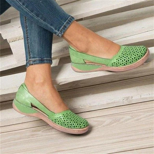Casual Flats with Wide Toe Box and Built In Arch Support for Women