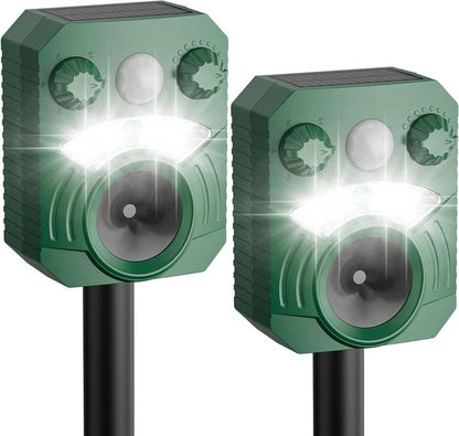 Outdoor Ultrasonic Animal Repeller with 5 Frequency Modes
