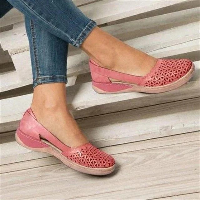 Casual Flats with Wide Toe Box and Built In Arch Support for Women