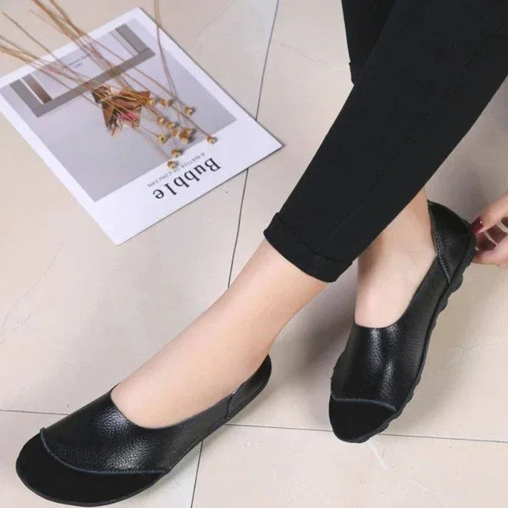 Ladies Broad Width Suede Moccasin Loafers with Soft Cushioned Insole