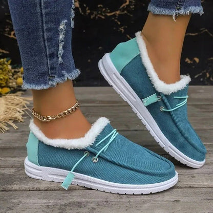 Insulated Winter Boots for Women with Modern Styling