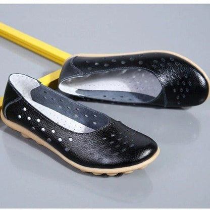 Ladies Broad Width Leather Loafer Shoes with Cushioned Sole