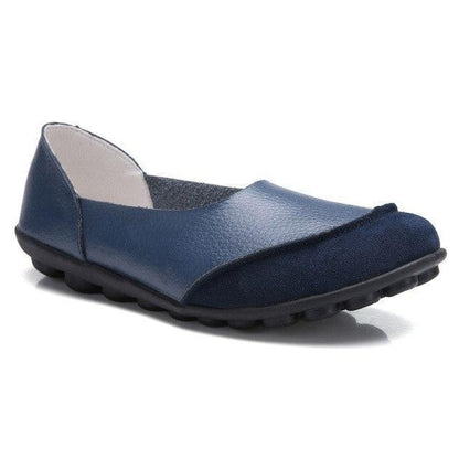 Ladies Broad Width Suede Moccasin Loafers with Soft Cushioned Insole