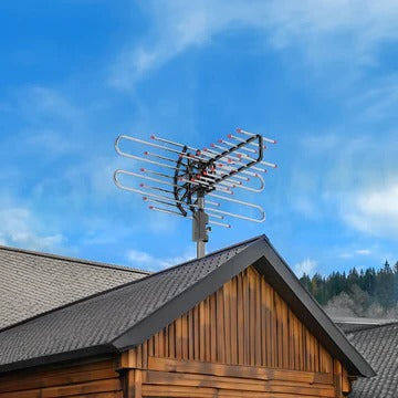 Outdoor TV Antenna for UHF, VHF and FM with a Built In Amplifier, Motorized 360 Degree Rotation and a Remote