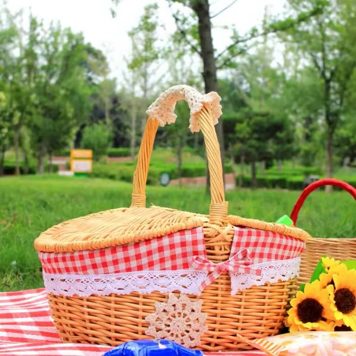 Willow Picnic Basket with Carry Handles and Machine Washable Liner