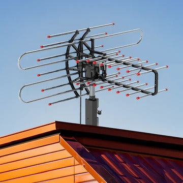 Outdoor TV Antenna for UHF, VHF and FM with a Built In Amplifier, Motorized 360 Degree Rotation and a Remote