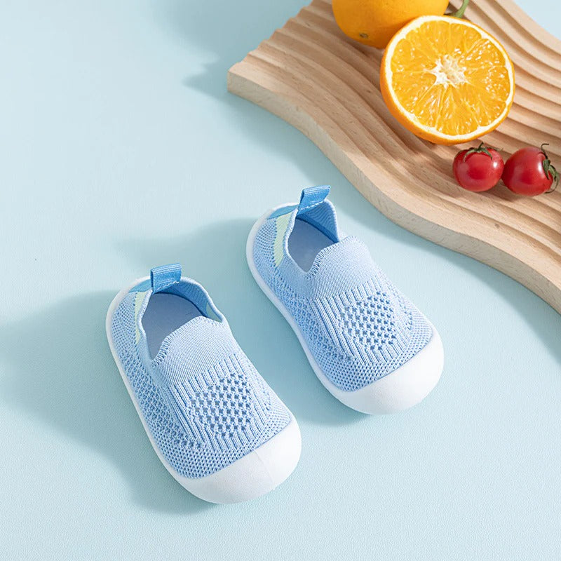 Grip Socks for Kids with Rubberized Sole and Breathable Fabric