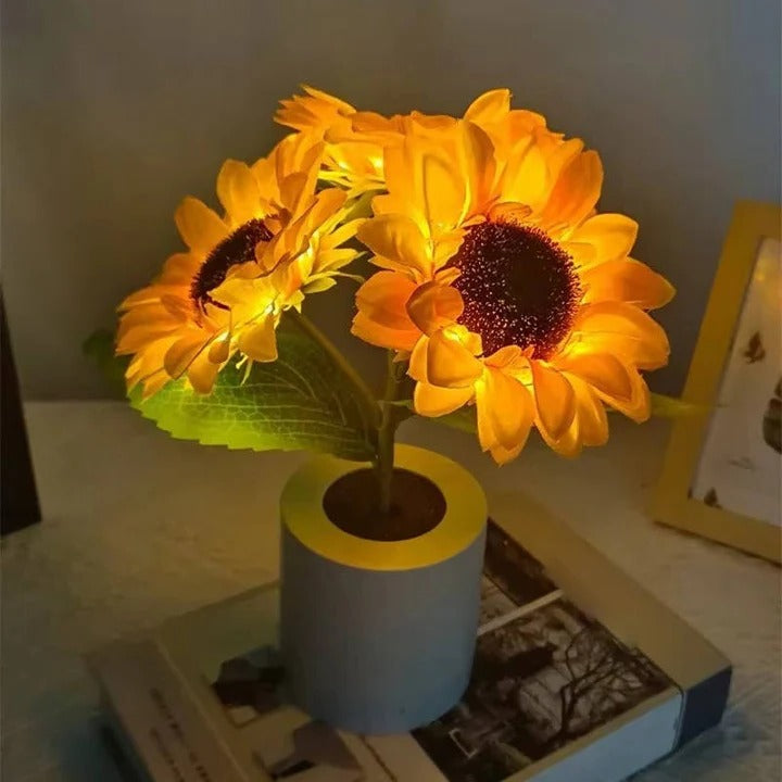 Sunflower Shaped LED Table Lamp with Warm Ambient Glow