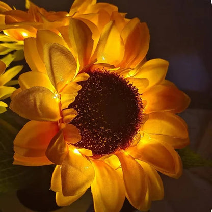 Sunflower Shaped LED Table Lamp with Warm Ambient Glow
