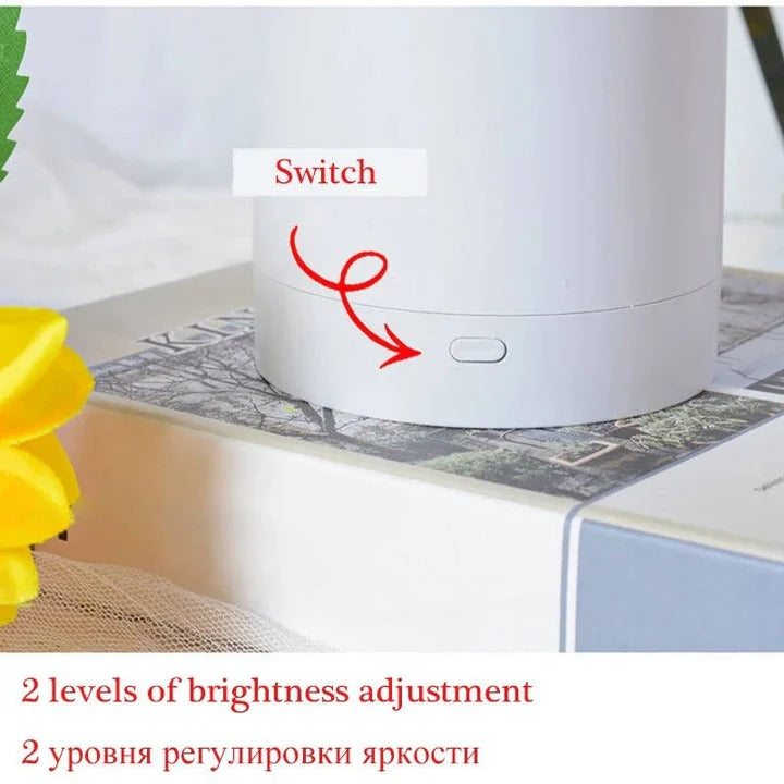 Sunflower Shaped LED Table Lamp with Warm Ambient Glow