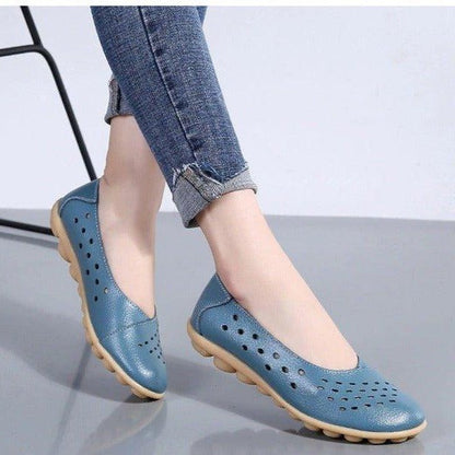 Ladies Broad Width Leather Loafer Shoes with Cushioned Sole