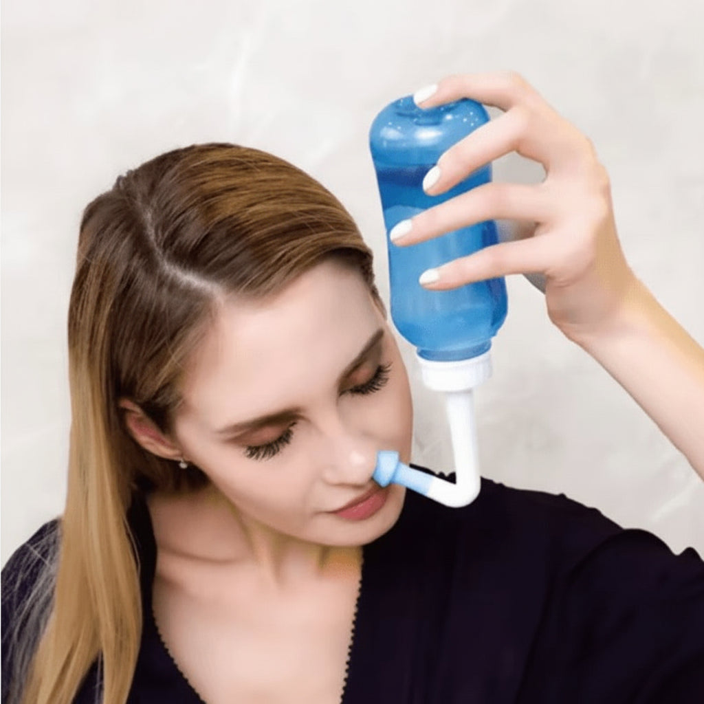 Squeeze Sinus Flush Bottle with Controlled Flow Tip for Nasal Congestion and Allergy Care