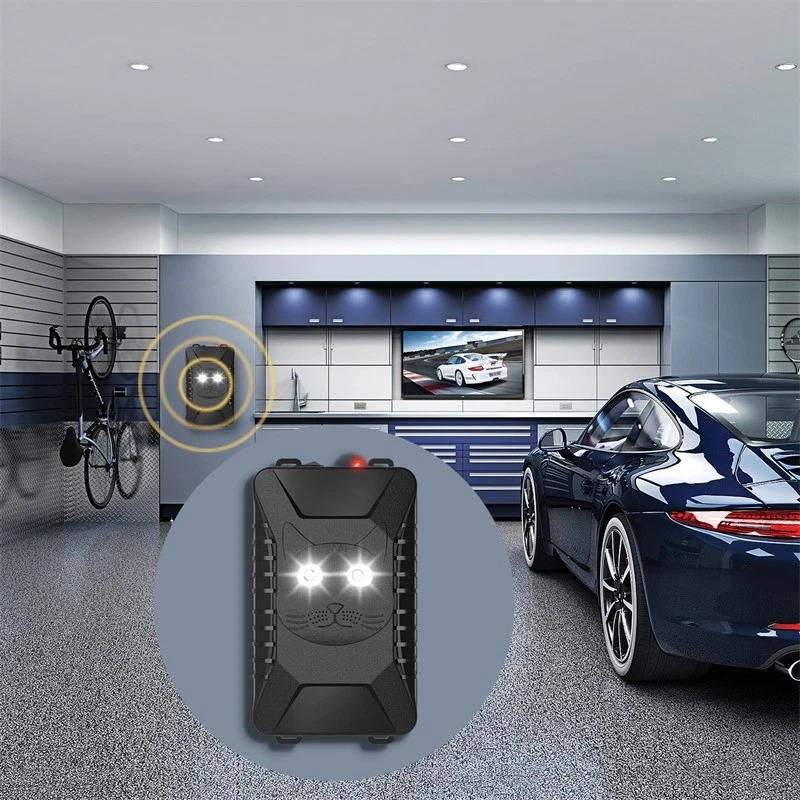 Car Pest Repellent with Ultrasonic Waves and LED Flashing Light, Set of 2