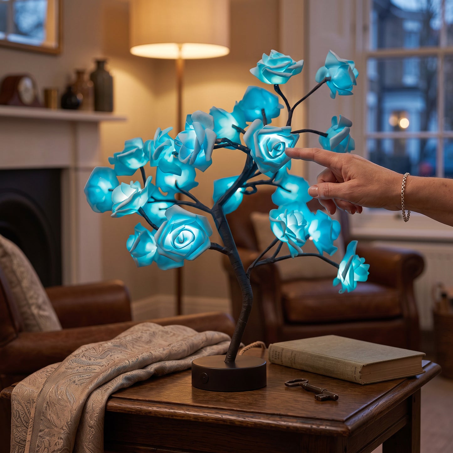 Rose Shaped Acrylic Lamp with LED Light and Metal Base, Four Color Options
