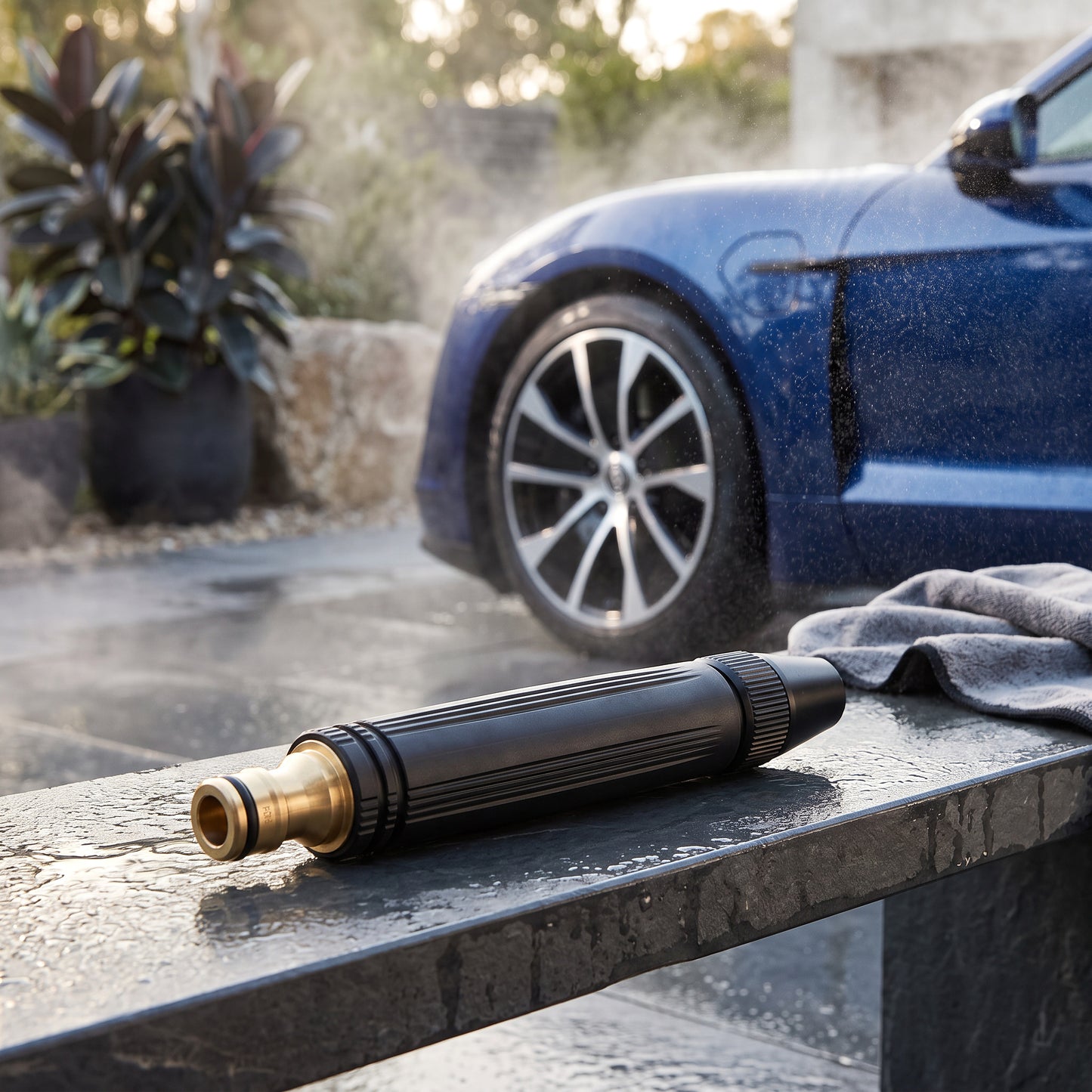 Adjustable Garden Hose Nozzle with Multiple Spray Patterns and Trigger Lock