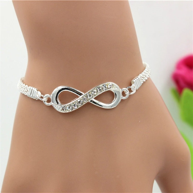Infinity bracelet - The jewelry for endless love