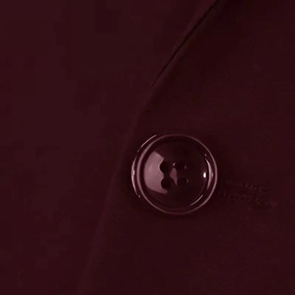 Versatile men's slim fit double-breasted 3-piece suit with waistcoat, suitable for various events.