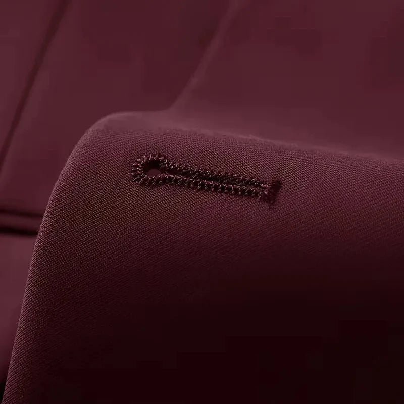Exquisite slim fit double-breasted 3-piece suit with waistcoat, embodying men's timeless elegance.
