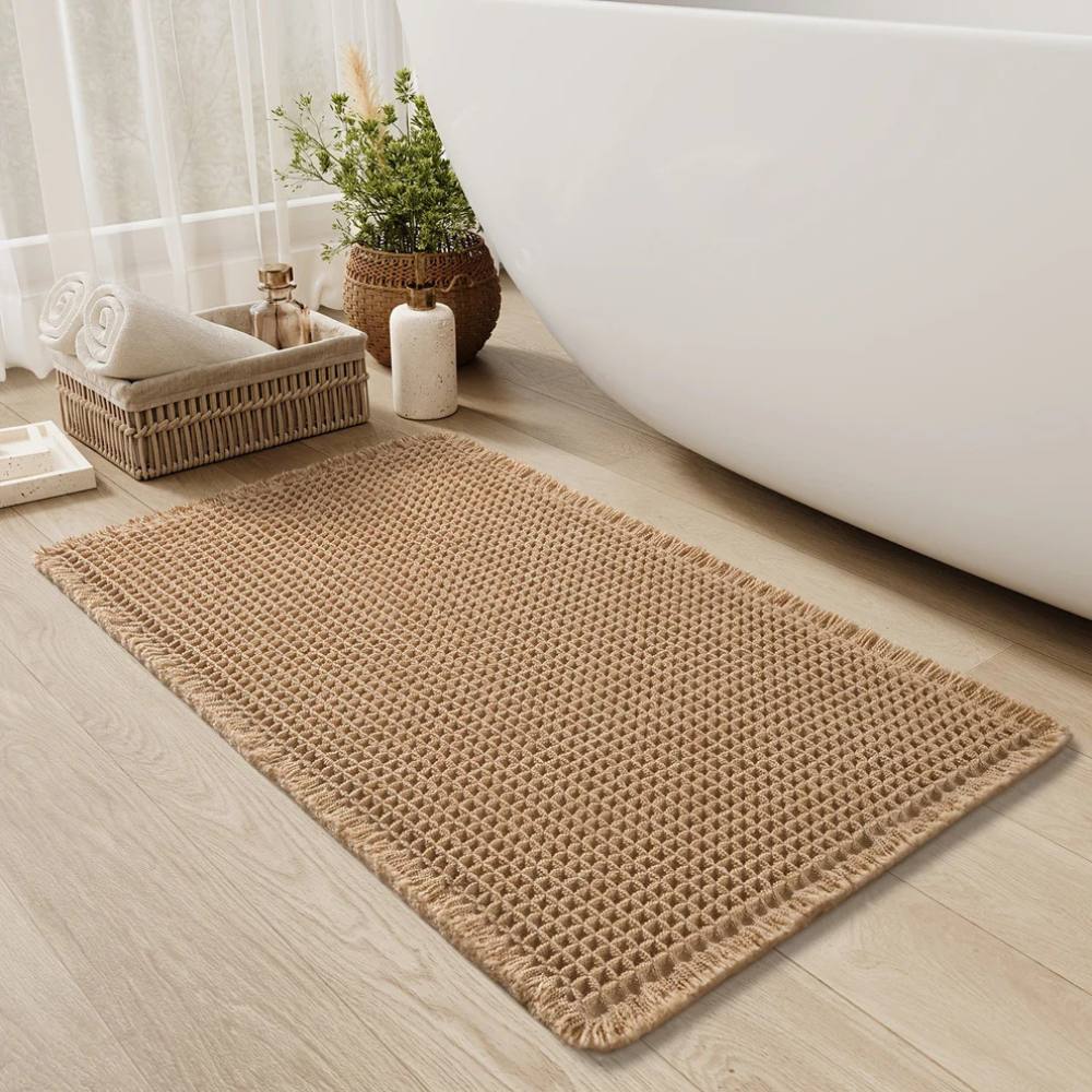 Ultra Absorbent Non Slip Bath Mat with Tassels, Machine Washable Bathroom Rug