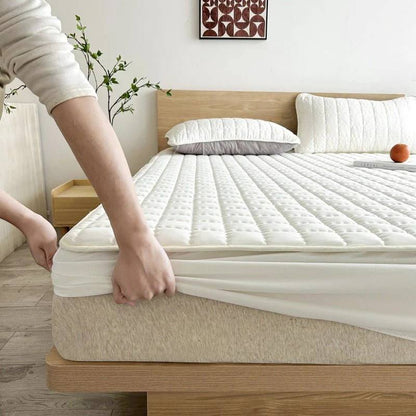 DreamPad Luxury Mattress Cover for Ultimate Comfort