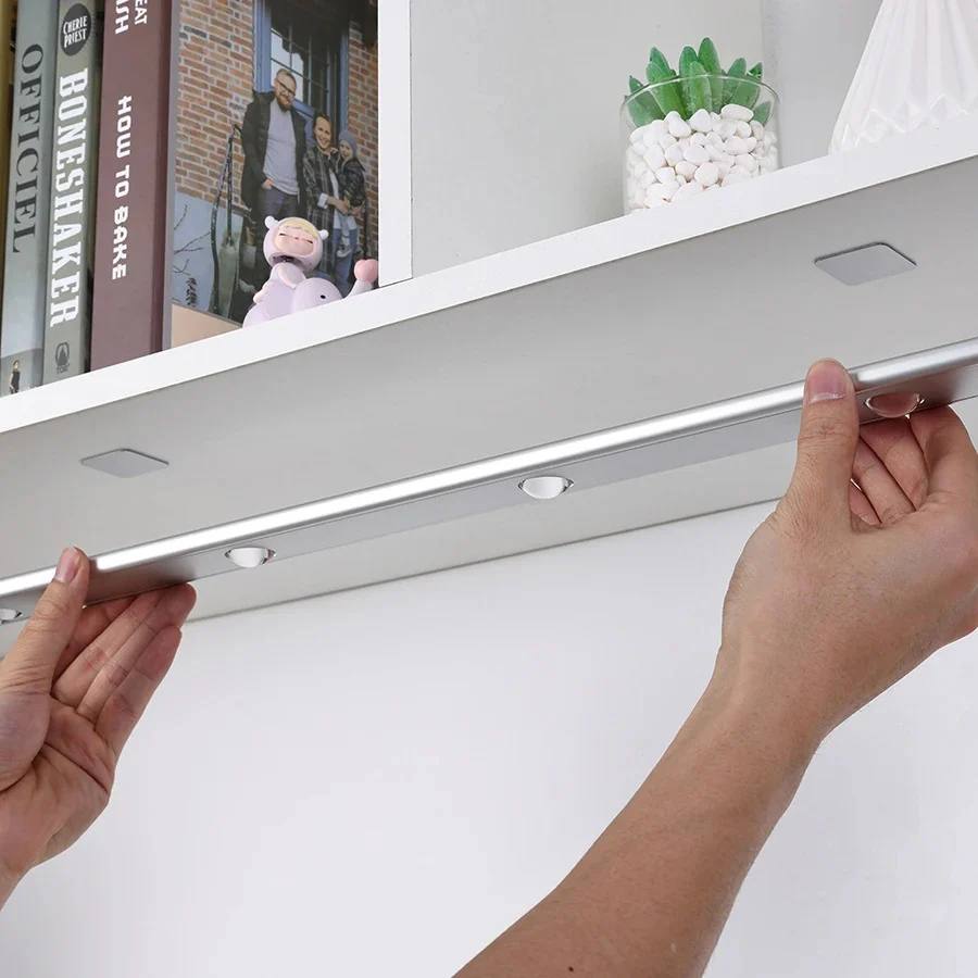Energy Saving Under Cabinet Light with Motion Sensor