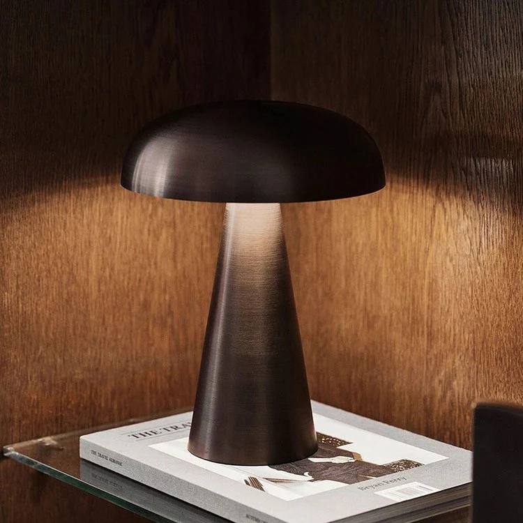 Wireless Rechargeable Mushroom Design Table Lamp