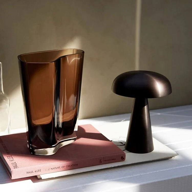 Wireless Rechargeable Mushroom Design Table Lamp