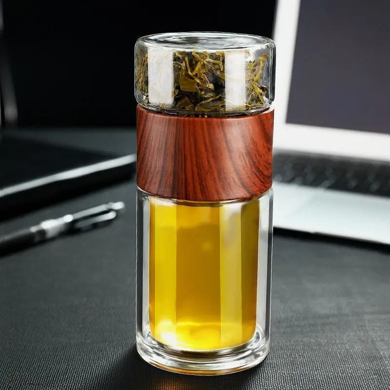 Double Wall Borosilicate Glass Travel Bottle with Built-in Strainer for Loose Leaf and Herbal Tea Brewing