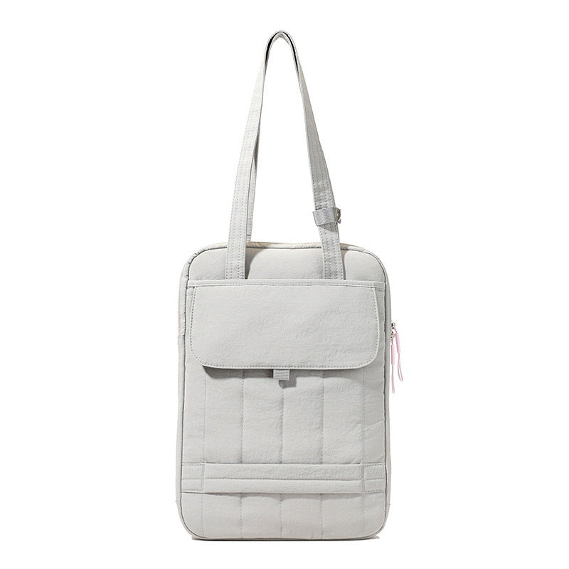 Quilted Laptop Tote Bag with Multiple Pockets and Structured Design for 15in Laptops