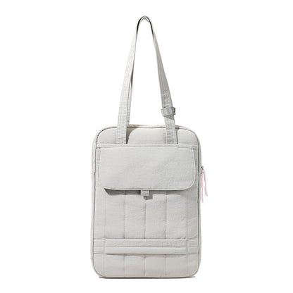 Quilted Laptop Tote Bag with Multiple Pockets and Structured Design for 15in Laptops